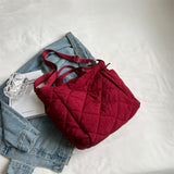 Sac à Main Femme Tendance en Coton Pour vos Virées Shopping | Nina Sac Rouge