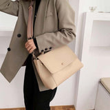 Sac Bandoulière Cuir Fonctionnel avec Poignée - Style et Praticité | Nina Sac Beige