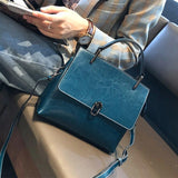 Sac Besace Femme en Cuir: Style Intemporel | Nina Sac Bleu